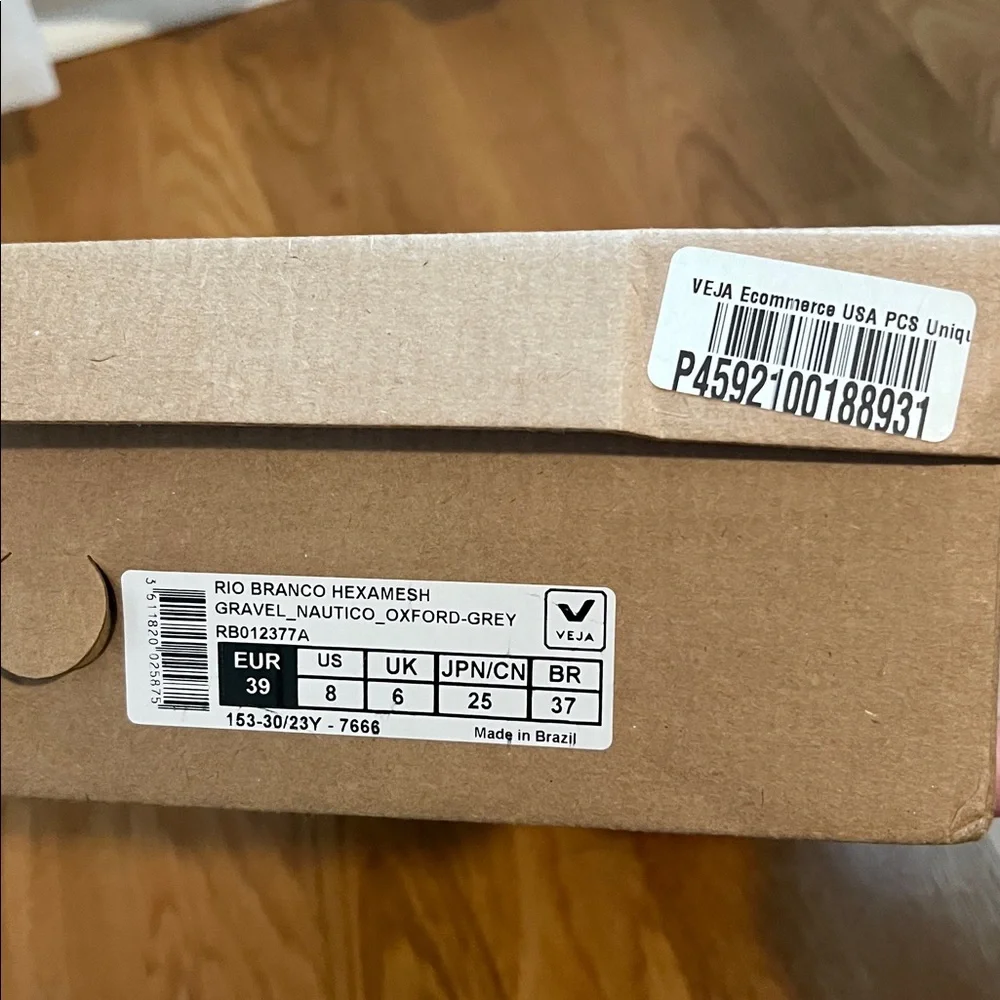 Veja RIO BRANCO HEXAMESH (with original shoebox) - Picture 13 of 13